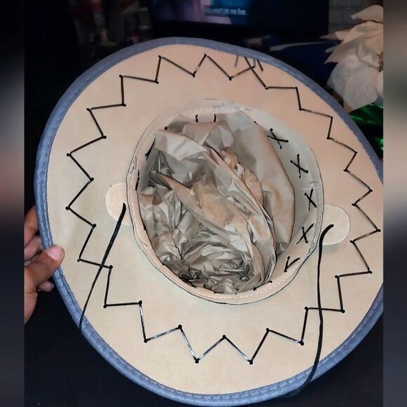 Western Style Faux Suede Cowboy Hat with Stitched Detail - Gray - Picture 4 of 6